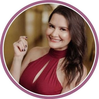 Dra. Rebeca Menezes